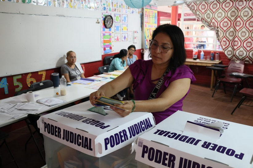 Gobierno federal presenta iniciativa en el Congreso para posponer elección judicial al año 2028